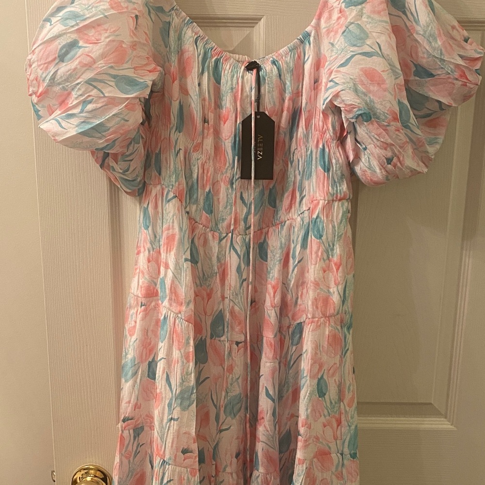 Aleeza Paris Smocked Puff-Sleeve Pink Floral Maxi Dress - Picture 7 of 7